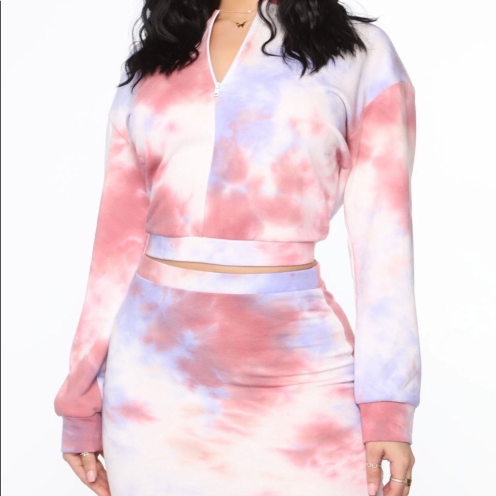 Fashion Nova Day Dreamer Marble Skirt Set